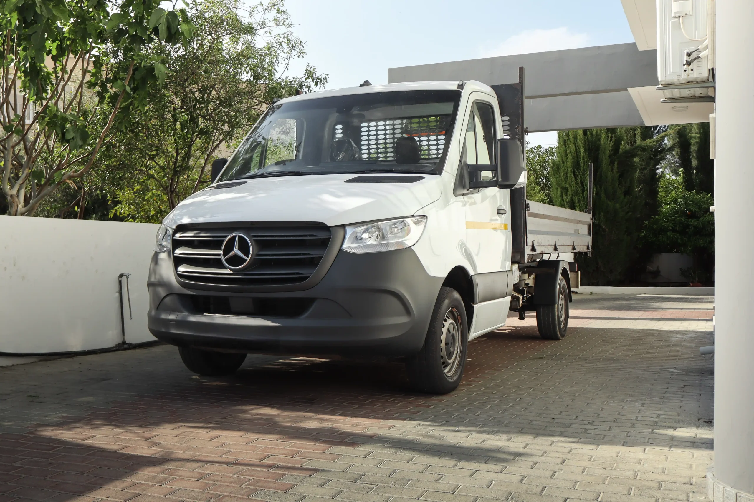 Mercedes Benz Tipper 1